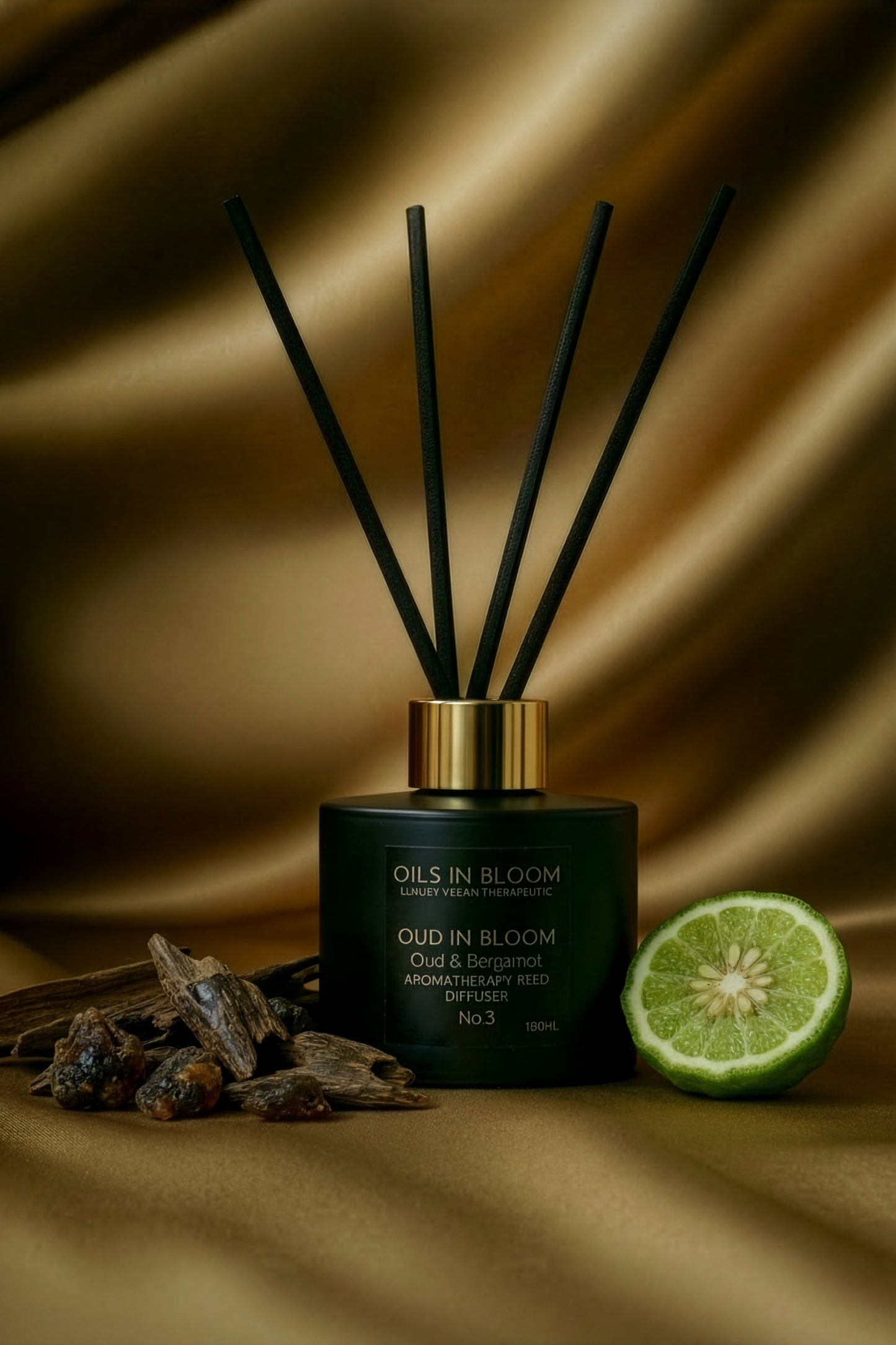 Oud, Bergamot & Cedarwood Reed Diffuser 100ml