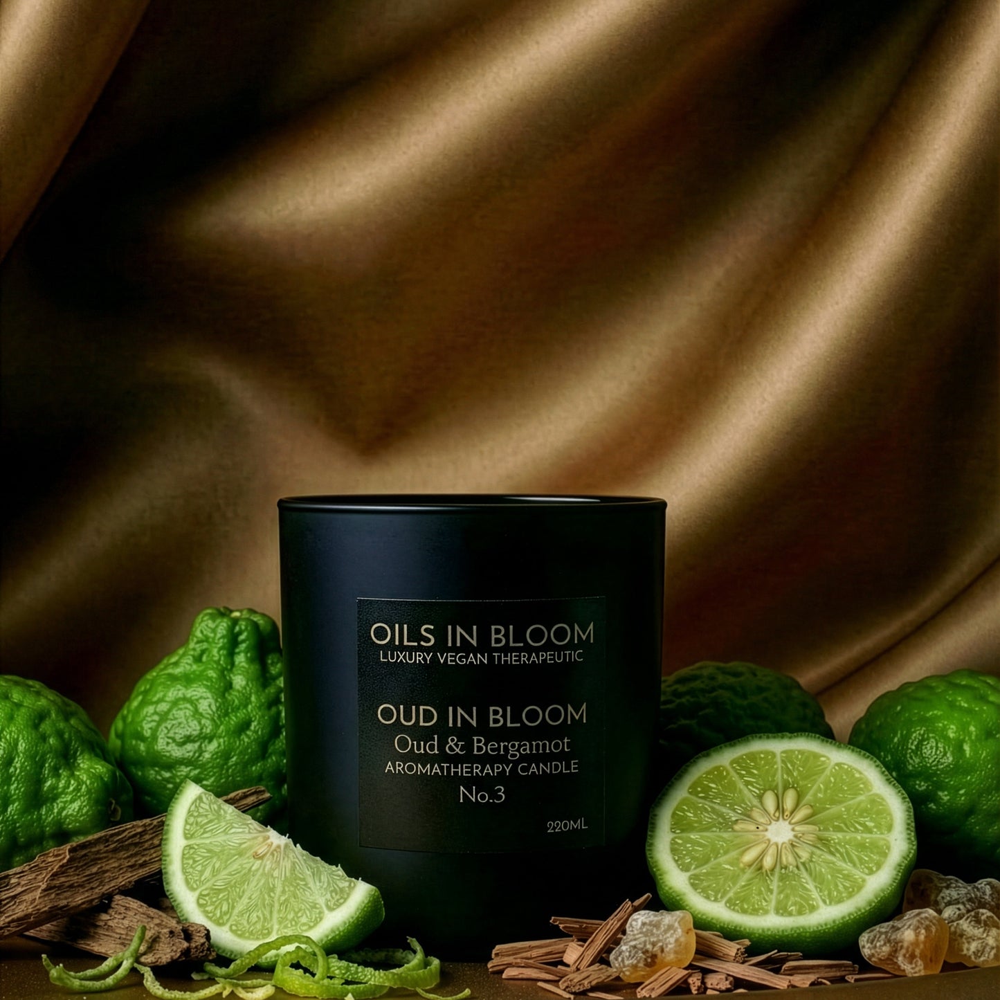 Oud, Bergamot & Cedarwood Aromatherapy Candle 220g